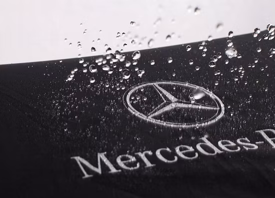 China Factory Rain Sun Outdoor Travel Volkswagen Land Rover Benz BMW Full Automatic Advertising 3 Folding Umbrella for Car